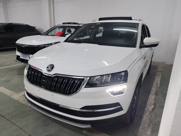 Skoda Karoq 2021 TSI280 Luxury Edition