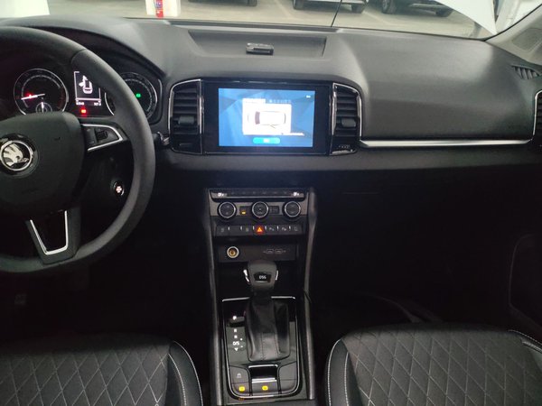 Skoda Karoq 2021, 62500 км, за 11606 USD - фото 16