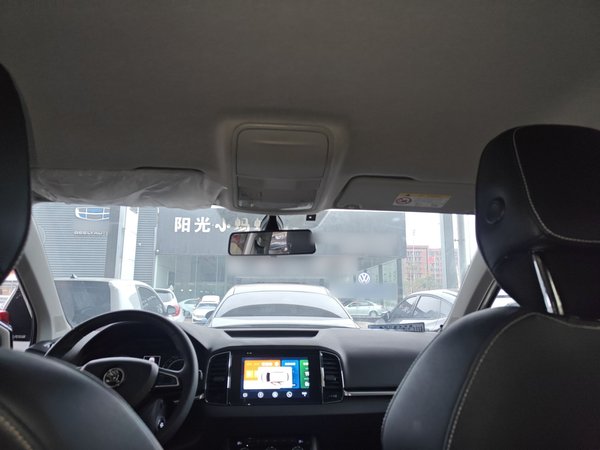 Skoda Karoq 2021, 64600 км, за 11220 USD - фото 21