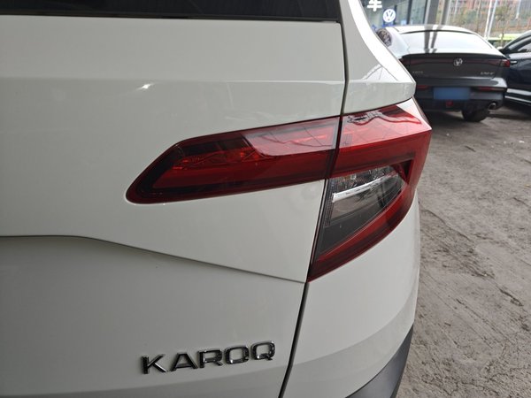 Skoda Karoq 2021, 64600 км, за 11220 USD - фото 7