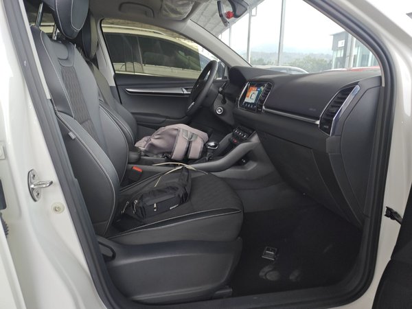 Skoda Karoq 2021, 64600 км, за 11220 USD - фото 23