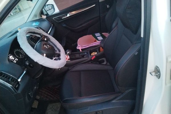 Skoda Karoq 2022, 23600 км, за 15859 USD - фото 16