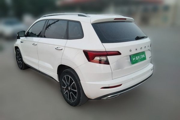 Skoda Karoq 2022, 23600 км, за 15859 USD