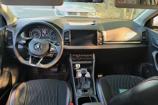 Skoda Karoq 2022, 88100 км, за 14392 USD - фото 6