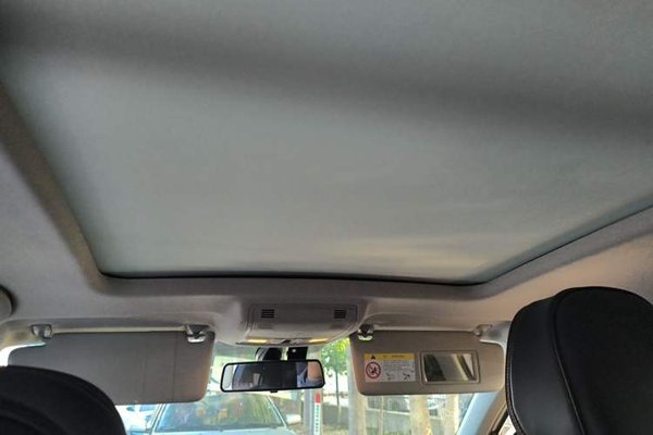 Skoda Karoq 2022, 88100 км, за 14392 USD - фото 15