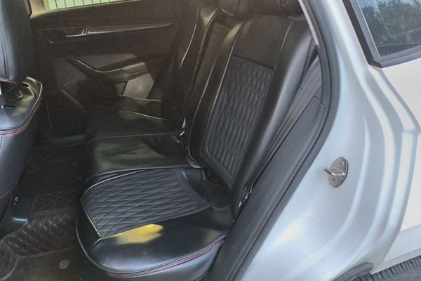 Skoda Karoq 2022, 88100 км, за 14392 USD - фото 14