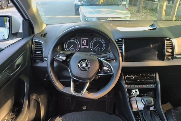 Skoda Karoq 2022, 88100 км, за 14392 USD - фото 7