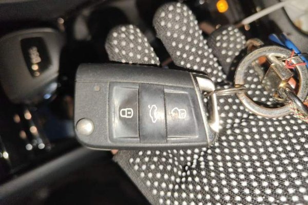 Skoda Kodiaq 2017, 121600 км, за 8143 USD - фото 17