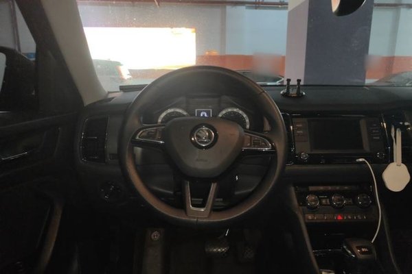 Skoda Kodiaq 2017, 121600 км, за 8143 USD - фото 9