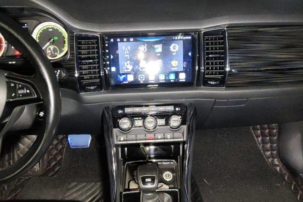 Skoda Kodiaq 2017, 98500 км, за 9673 USD - фото 12