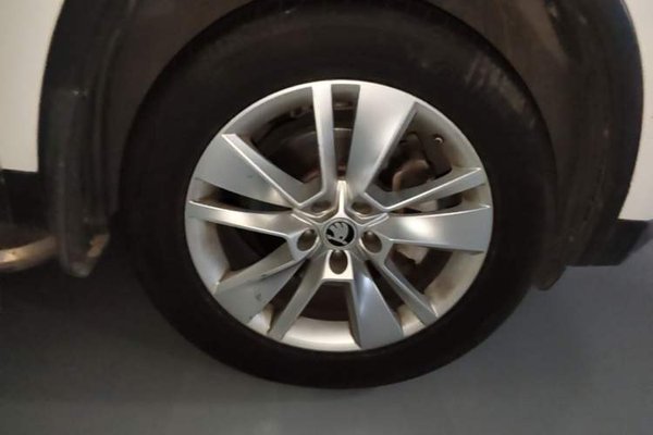 Skoda Kodiaq 2017, 98500 км, за 9673 USD - фото 8
