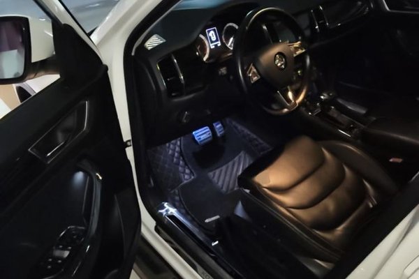 Skoda Kodiaq 2017, 98500 км, за 9673 USD - фото 19