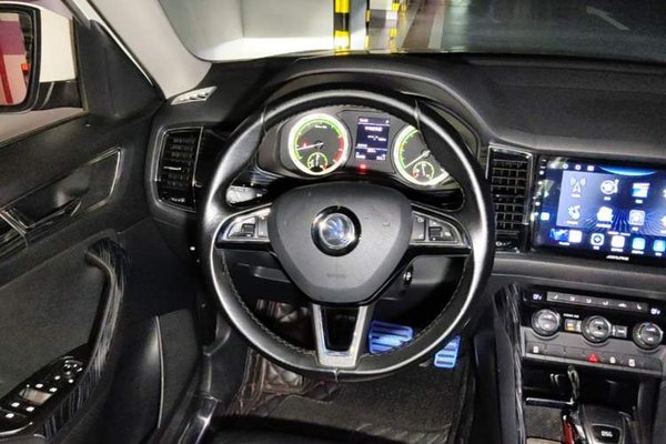 Skoda Kodiaq 2017, 98500 км, за 9673 USD - фото 9