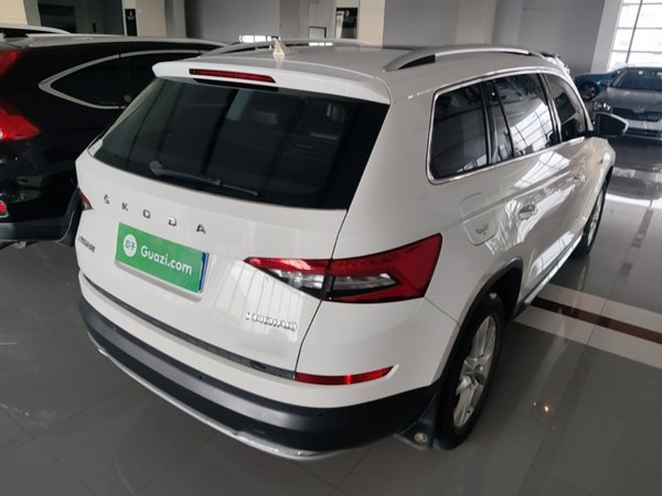 Skoda Kodiaq 2018, 113000 км, за 8896 USD - фото 6