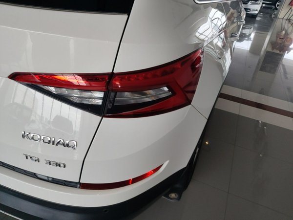 Skoda Kodiaq 2018, 113000 км, за 8896 USD - фото 7