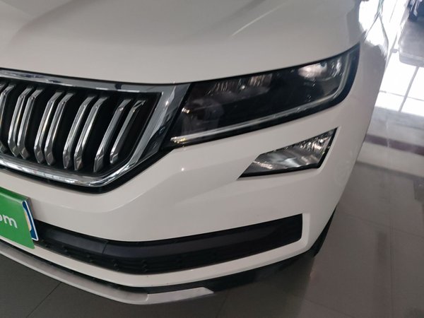Skoda Kodiaq 2018, 113000 км, за 8896 USD - фото 9