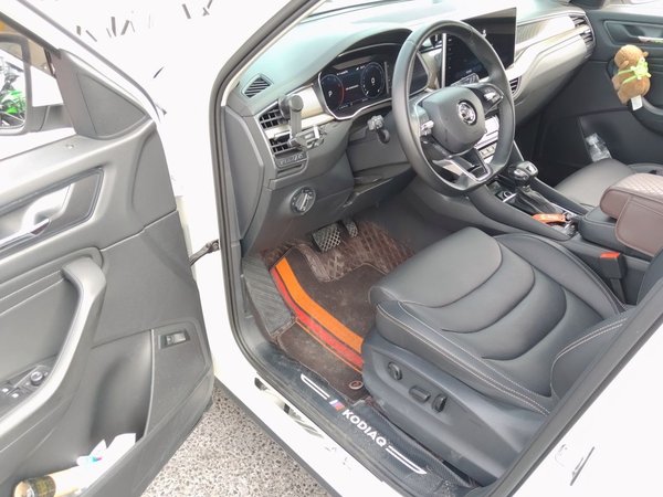 Skoda Kodiaq 2022, 19700 км, за 17478 USD - фото 13