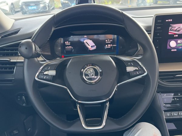 Skoda Kodiaq 2022, 73600 км, за 18383 USD - фото 11