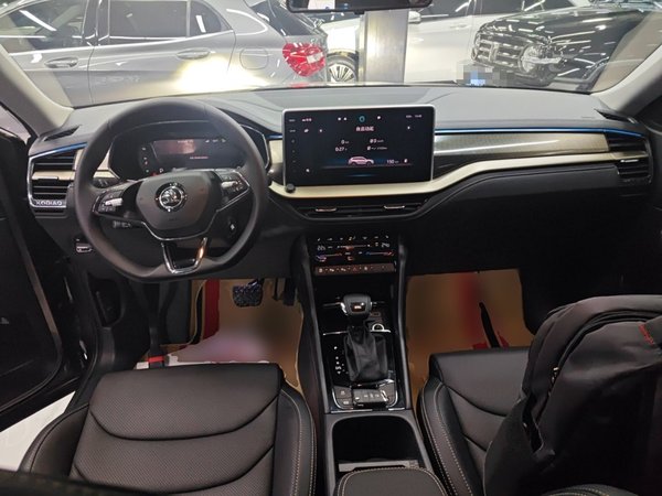 Skoda Kodiaq 2023, 44300 км, за 16536 USD - фото 9