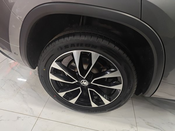 Skoda Kodiaq 2023, 44300 км, за 16536 USD - фото 25