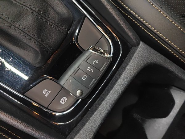 Skoda Kodiaq 2023, 44300 км, за 16536 USD - фото 8