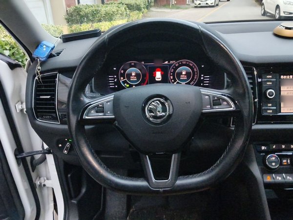 Skoda Kodiaq GT 2019, 59100 км, за 8740 USD - фото 11
