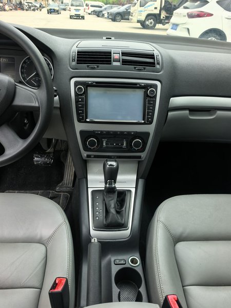 Skoda Octavia 2014, 103700 км, за 5134 USD - фото 19