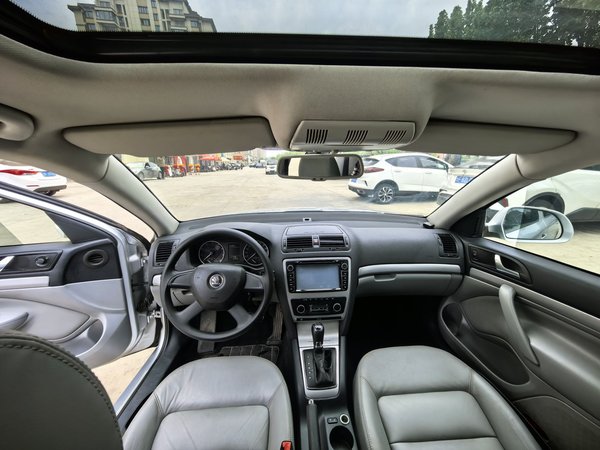 Skoda Octavia 2014, 103700 км, за 5134 USD - фото 17