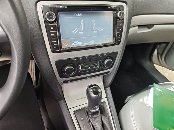 Skoda Octavia 2014, 103700 км, за 5134 USD - фото 12