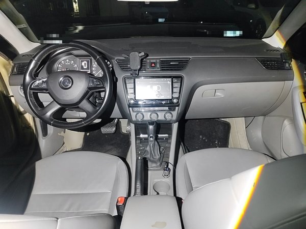 Skoda Octavia 2015, 158700 км, за 3618 USD - фото 10