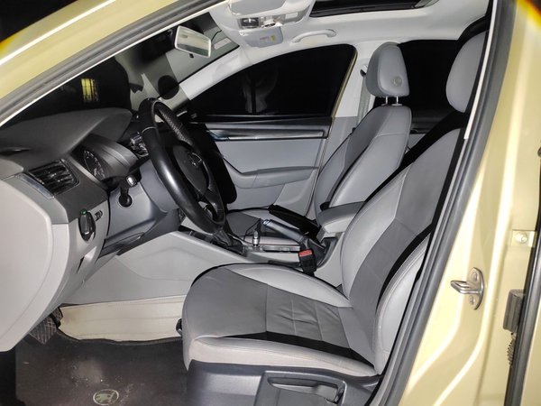 Skoda Octavia 2015, 158700 км, за 3618 USD - фото 16