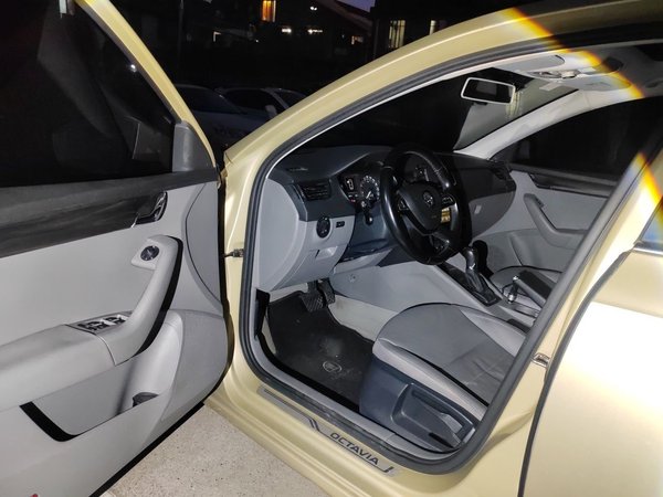 Skoda Octavia 2015, 158700 км, за 3618 USD - фото 17