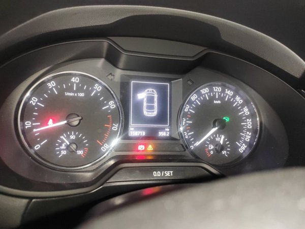 Skoda Octavia 2015, 158700 км, за 3618 USD - фото 12