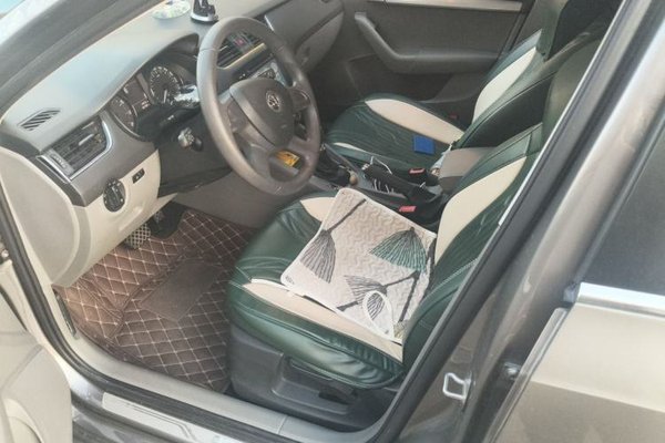 Skoda Octavia 2015, 102700 км, за 4901 USD - фото 12