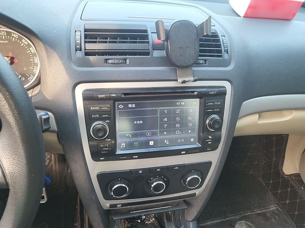 Skoda Octavia 2015, 121900 км, за 4617 USD - фото 10