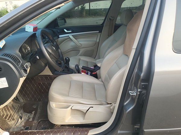 Skoda Octavia 2015, 121900 км, за 4617 USD - фото 12