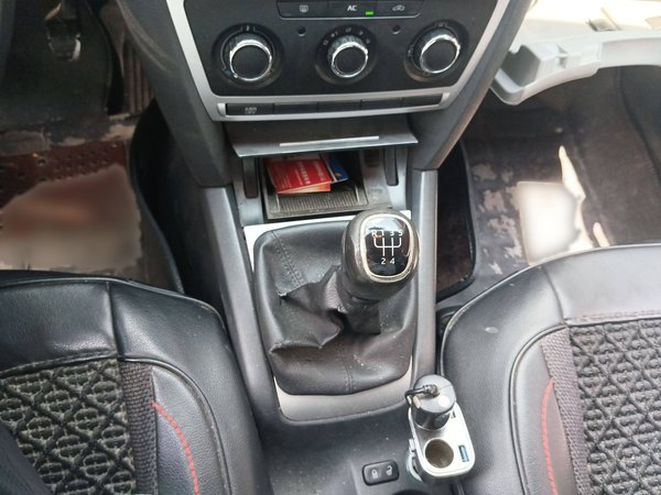 Skoda Octavia 2015, 182100 км, за 5046 USD - фото 13