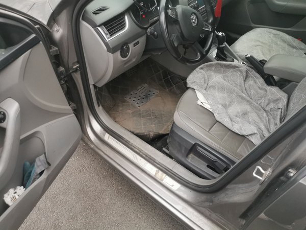 Skoda Octavia 2015, 57500 км, за 4059 USD - фото 17