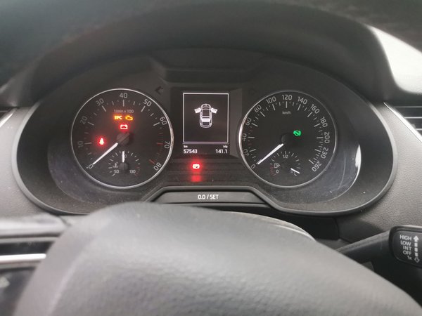 Skoda Octavia 2015, 57500 км, за 4059 USD - фото 13