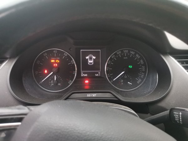 Skoda Octavia 2015, 57500 км, за 4059 USD - фото 12