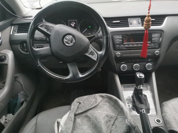 Skoda Octavia 2015, 57500 км, за 4059 USD - фото 11