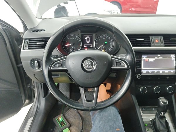 Skoda Octavia 2017, 99200 км, за 7371 USD - фото 16