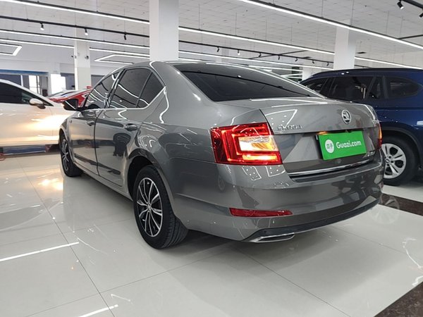 Skoda Octavia 2017, 99200 км, за 7371 USD - фото 6