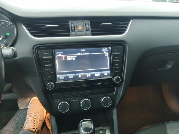 Skoda Octavia 2017, 99200 км, за 7371 USD - фото 18