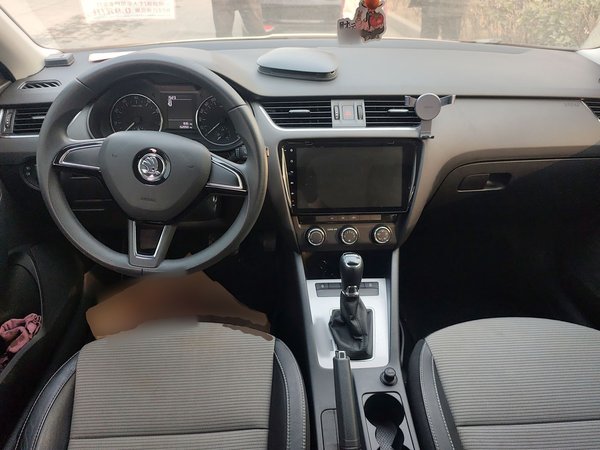 Skoda Octavia 2017, 152000 км, за 6270 USD - фото 10