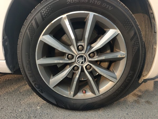 Skoda Octavia 2017, 152000 км, за 6270 USD - фото 8