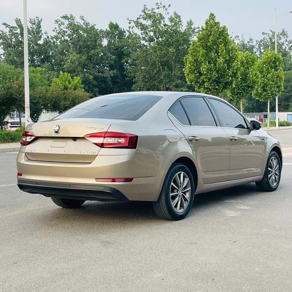 Skoda Octavia 2018, 83300 км, за 7795 USD - фото 10