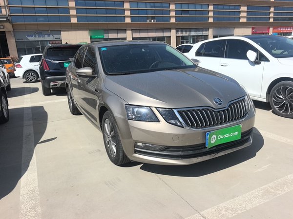 Skoda Octavia 2018, 83300 км, за 7795 USD