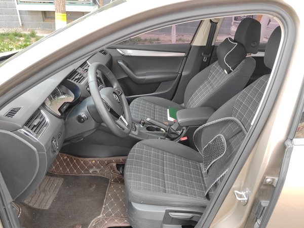 Skoda Octavia 2018, 83300 км, за 7795 USD - фото 17