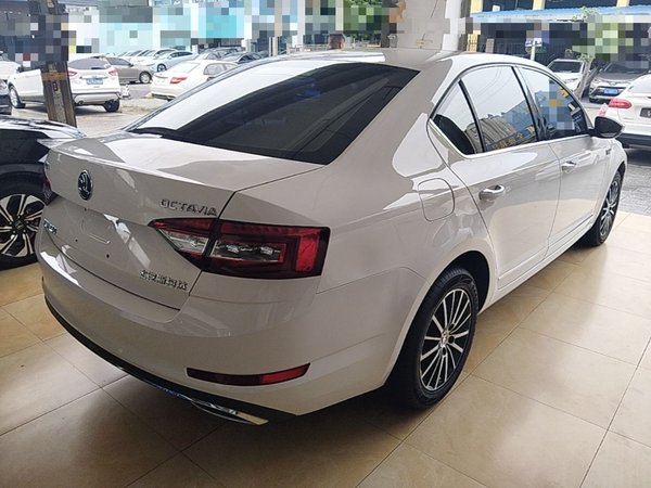 Skoda Octavia 2018, 161800 км, за 7290 USD - фото 6